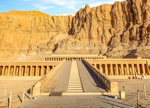 Le temple d’Hatchepsout : l’histoire d’une reine exceptionnelle