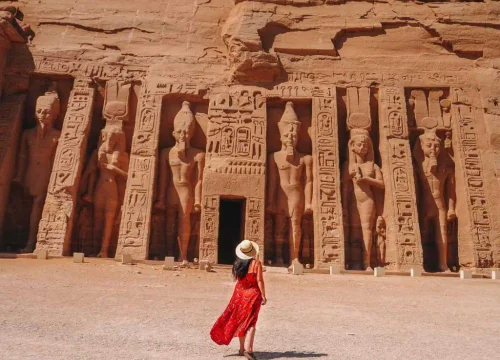 Abou Simbel – Un voyage monumental vers le sud de l’Égypte