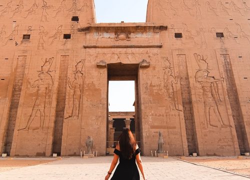 Edfou – Le temple majestueux du dieu Horus
